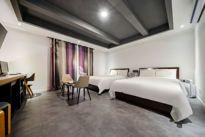 Imagen de la habitación del Hotel New Evergreen. Foto 23