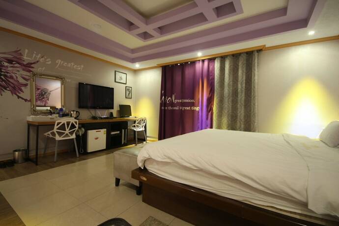 Imagen de la habitación del Hotel New Evergreen. Foto 25