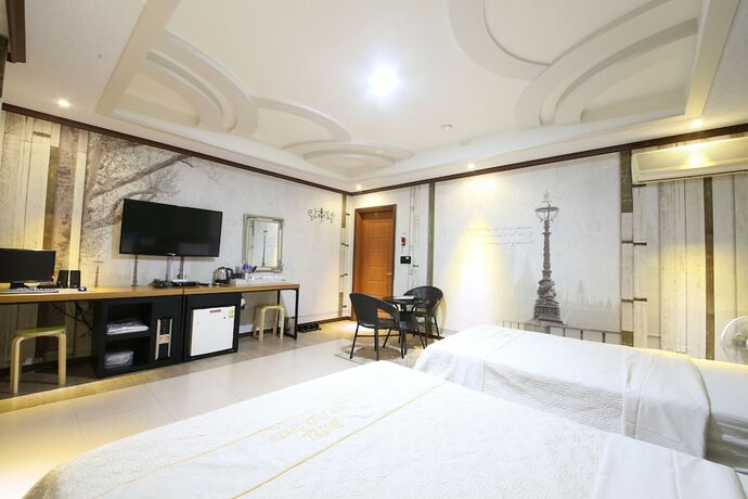 Imagen de la habitación del Hotel New Evergreen. Foto 27