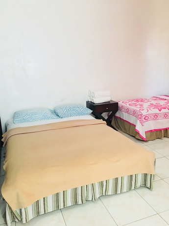 Imagen de la habitación del Hotel New Eve's Kiosk Dive Resort. Foto 3