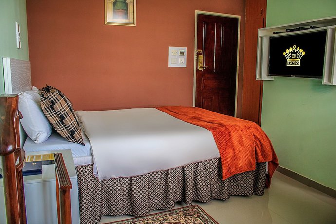 Imagen de la habitación del Hotel New Fairmount and Casino. Foto 15