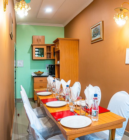 Imagen de la habitación del Hotel New Fairmount and Casino. Foto 19