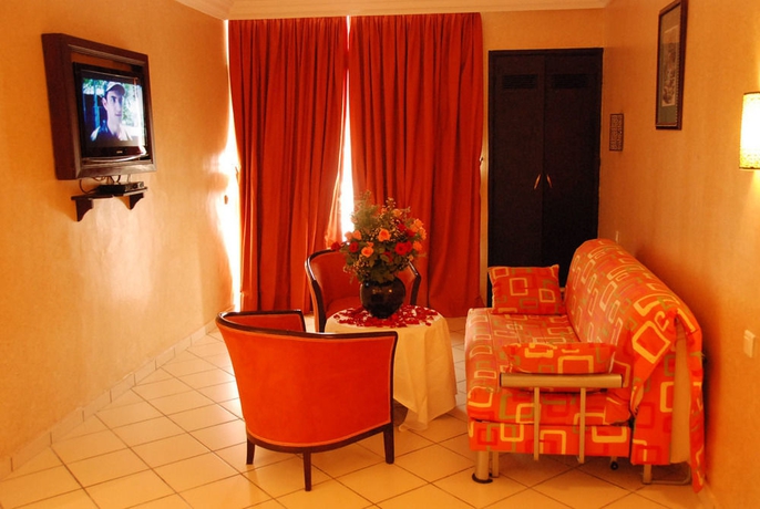 Imagen de la habitación del Hotel New Farah. Foto 4