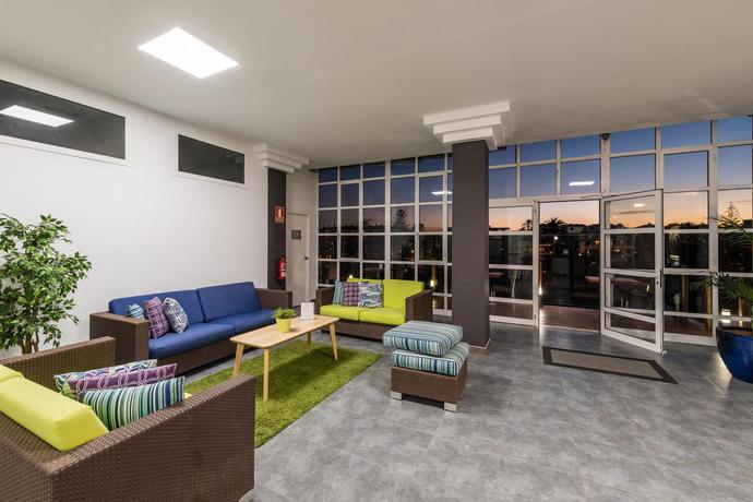 Imagen de los interiores del Hotel New Folias. Foto 22