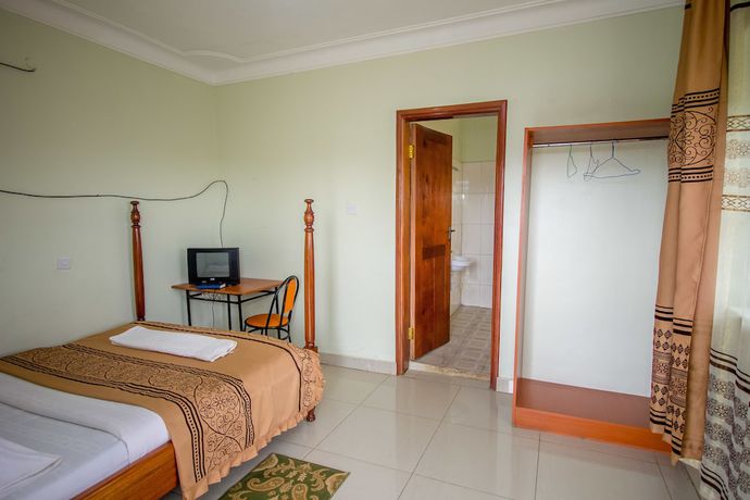 Imagen de la habitación del Hotel New Fort View. Foto 9