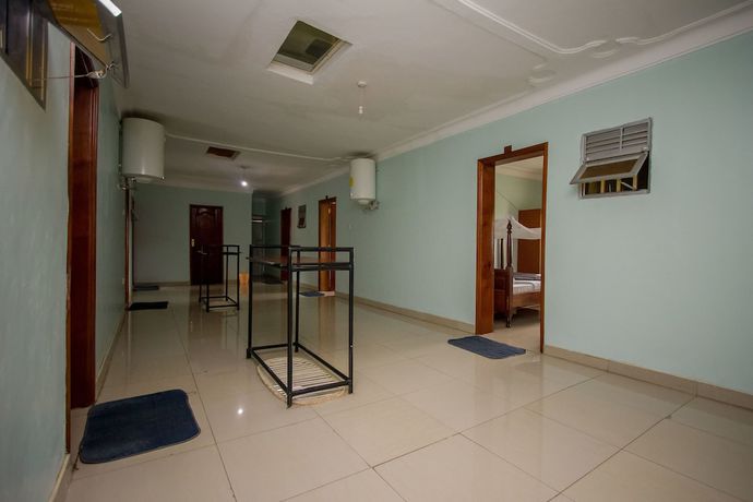 Imagen de los interiores del Hotel New Fort View. Foto 20