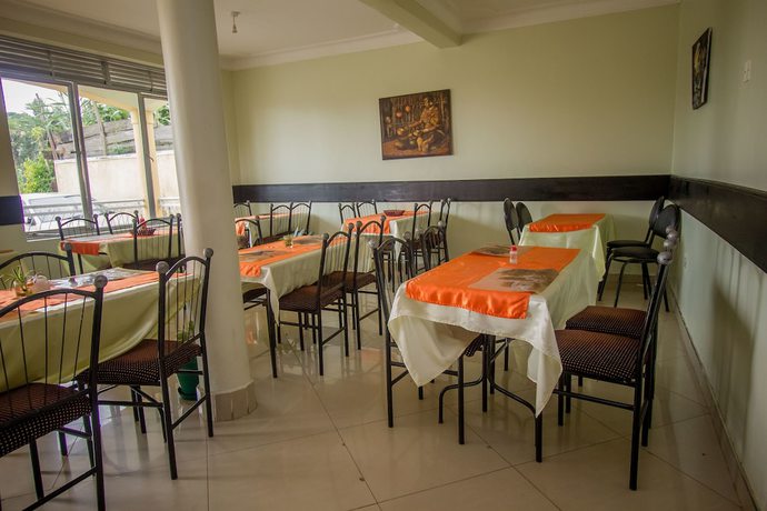 Imagen del bar/restaurante del Hotel New Fort View. Foto 3