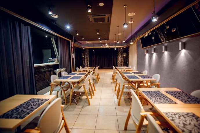 Imagen del bar/restaurante del Hotel New Fortress. Foto 4