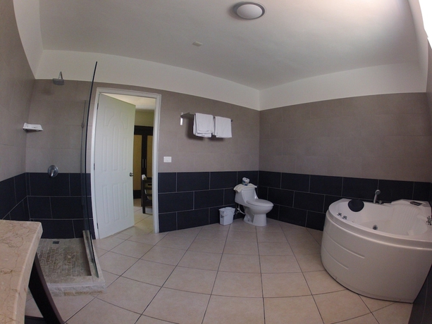 Imagen de la habitación del Hotel New Garden. Foto 3