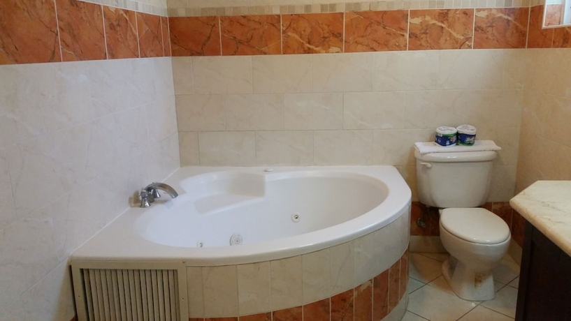 Imagen de la habitación del Hotel New Garden. Foto 4