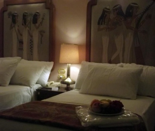 Imagen de la habitación del Hotel New Garden Palace. Foto 12