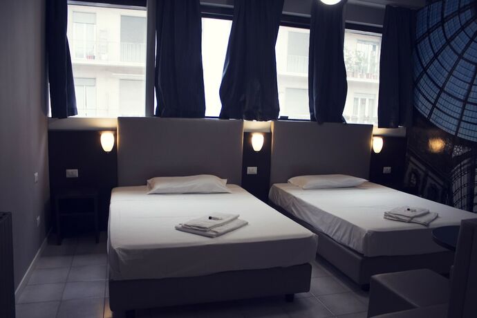 Imagen de la habitación del Hotel New Generation Hostel Tirana Center. Foto 13