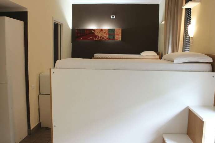 Imagen general del Hotel New Generation Hostel Tirana Center. Foto 5