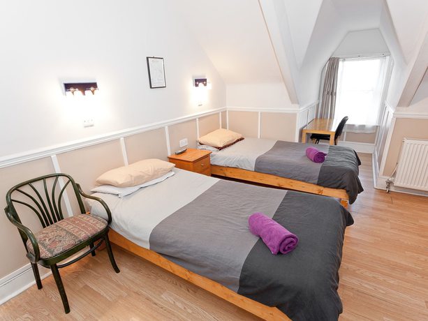 Imagen de la habitación del Hotel New George. Foto 3