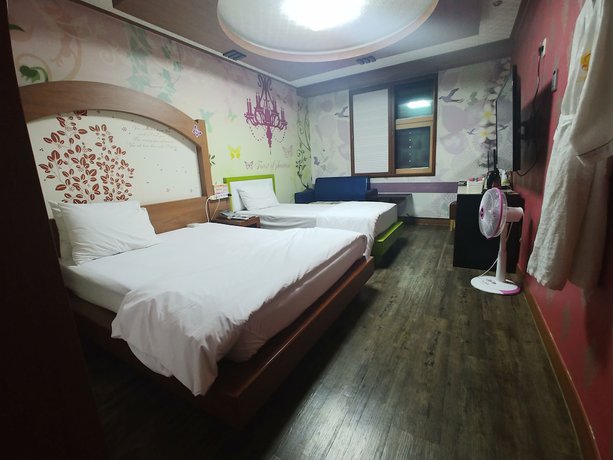 Imagen de la habitación del Hotel New Grand, Daegu. Foto 11