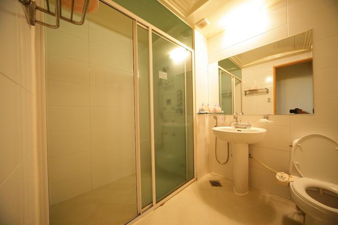 Imagen de la habitación del Hotel New Grand. Foto 8