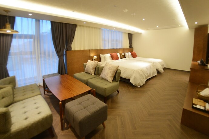 Imagen general del Hotel New Grand, Jinju. Foto 2