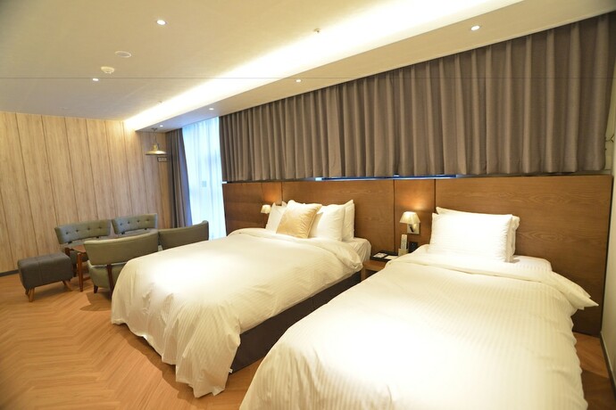 Imagen general del Hotel New Grand, Jinju. Foto 9