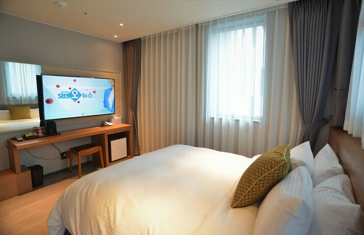 Imagen de la habitación del Hotel New Grand, Jinju. Foto 11