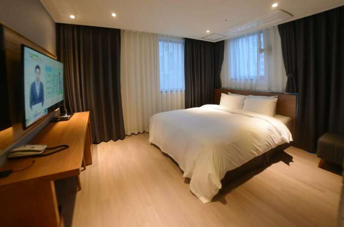 Imagen de la habitación del Hotel New Grand, Jinju. Foto 19