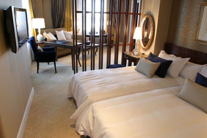 Imagen de la habitación del Hotel New Grand, Yokohama. Foto 8