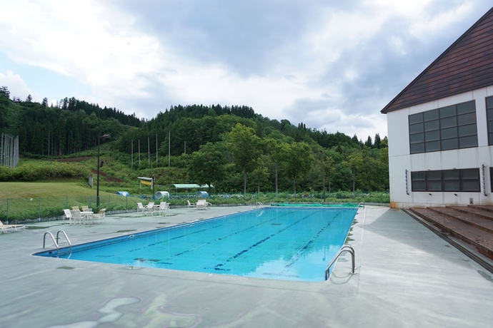 Imagen de la piscina del Hotel New Greenpia Tsunan. Foto 17