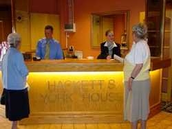 Imagen de los interiores del Hotel New Hacketts. Foto 3