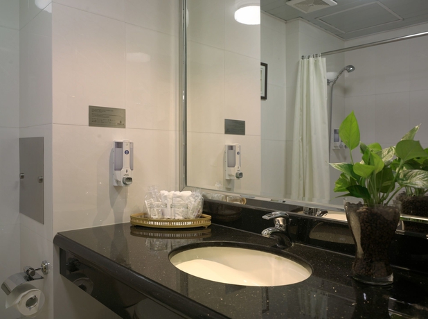 Imagen de la habitación del Hotel New Harbour Service Apartments. Foto 4