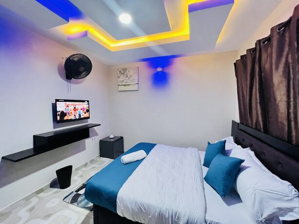 Imagen general del Hotel New Heights Castles. Foto 1