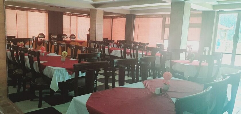 Imagen general del Hotel New Hilton Naran. Foto 11