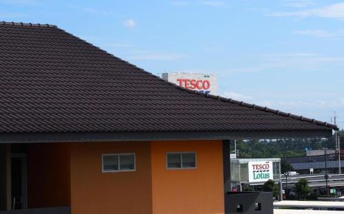 Imagen general del Hotel New Home Nakhon Chai Si. Foto 5