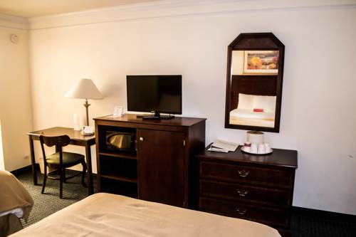 Imagen de la habitación del Hotel New Hope Inn & Suites. Foto 6