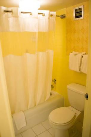 Imagen de la habitación del Hotel New Hope Inn & Suites. Foto 8
