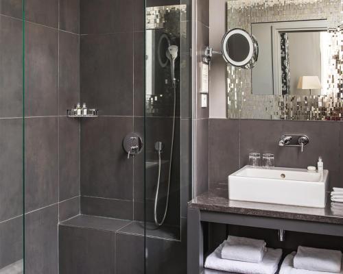 Imagen general del Hotel New Hotel Roblin La Madeleine. Foto 2