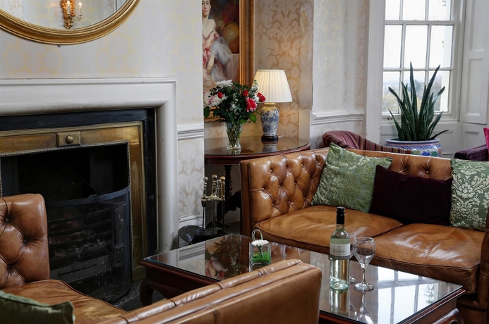 Imagen del bar/restaurante del Hotel New House Country. Foto 11