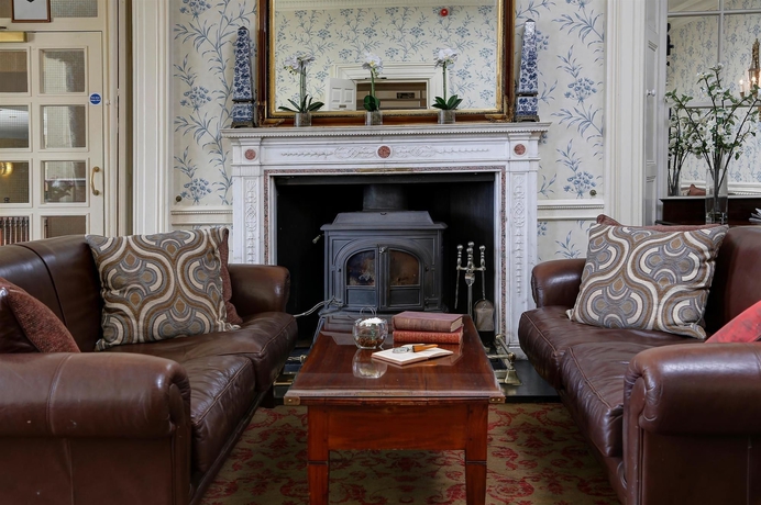 Imagen del bar/restaurante del Hotel New House Country. Foto 13