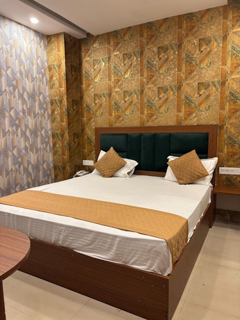 Imagen de la habitación del Hotel New India. Foto 6