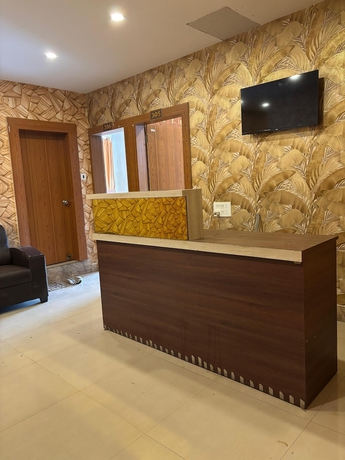 Imagen de los interiores del Hotel New India. Foto 10