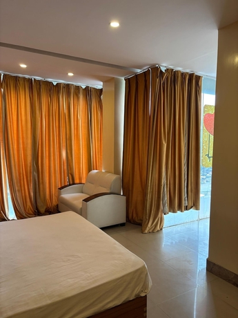 Imagen de la habitación del Hotel New India. Foto 8