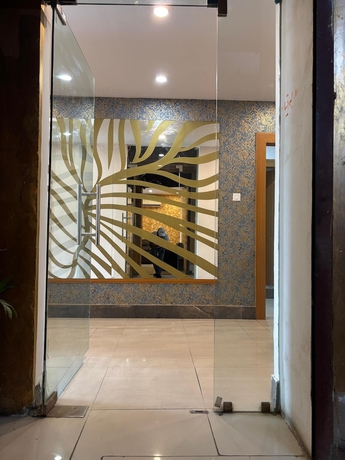 Imagen de los interiores del Hotel New India. Foto 11