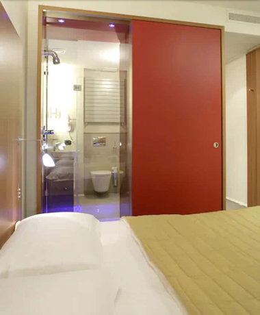 Imagen de la habitación del Hotel New Ipoint. Foto 2