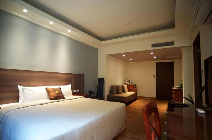 Imagen de la habitación del Hotel New Jhihben Hotel. Foto 9