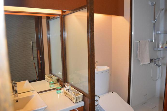 Imagen de la habitación del Hotel New Kankai Honkan Tenku Hotel Kairo. Foto 20