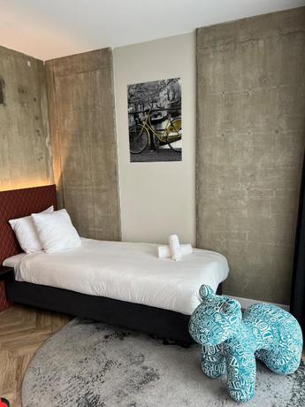 Imagen de la habitación del Hotel New Kit. Foto 15