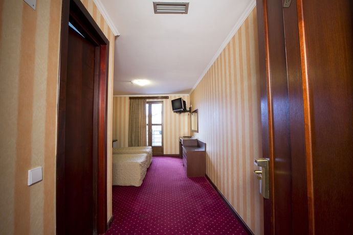 Imagen de la habitación del Hotel New Kopala. Foto 5