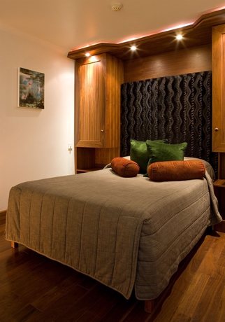 Imagen de la habitación del Hotel New Linden. Foto 2