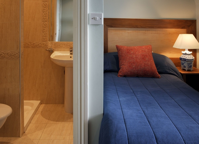 Imagen de la habitación del Hotel New Linden. Foto 3