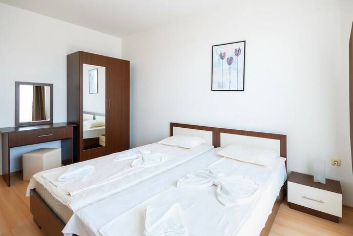Imagen de la habitación del Hotel New Line Village Apartments. Foto 11