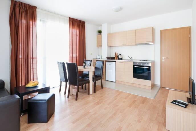 Imagen de la habitación del Hotel New Line Village Apartments. Foto 12