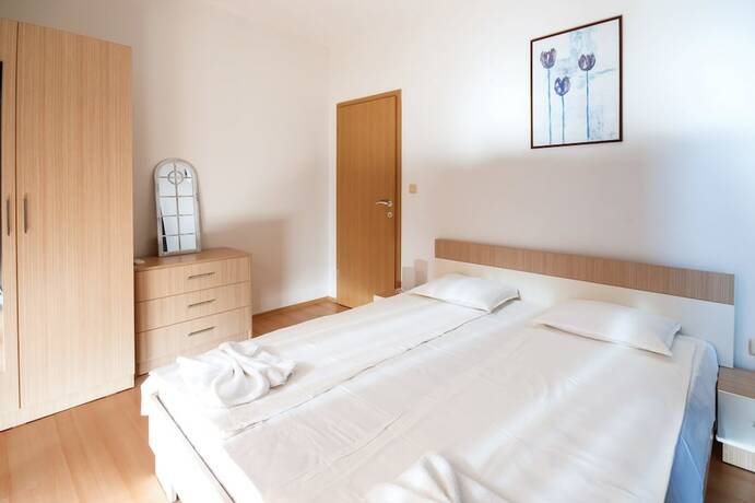 Imagen de la habitación del Hotel New Line Village Apartments. Foto 15